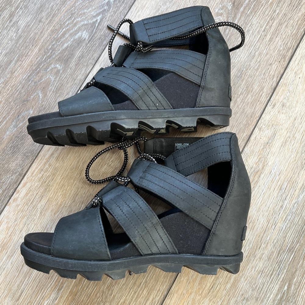 Sorel platform wedge Black Women's Sandals sz 8 EUC - Picture 8 of 8